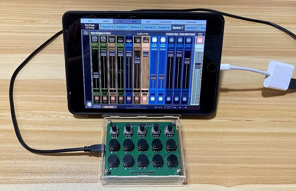 Testing the MIDI Controller Knobs and Buttons on iPad Testing the MIDI Controller Knobs and Buttons on iPad