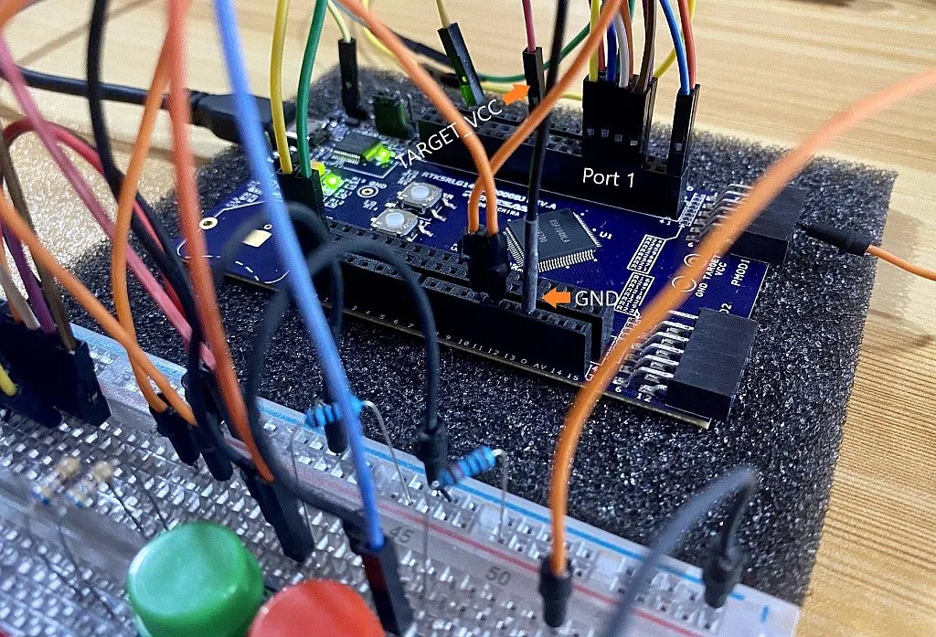 RL78/G14 FPB and 1602 LCD connection. RL78/G14 FPB and 1602 LCD connection.