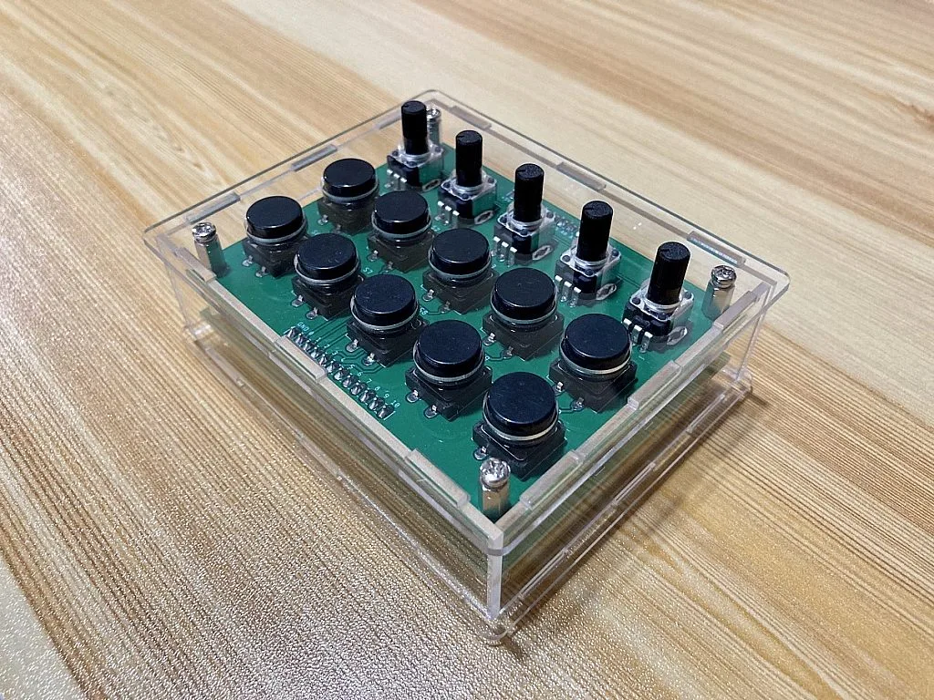 Assembled MIDI Controller Knobs and Buttons (Right Side) Assembled MIDI Controller Knobs and Buttons (Right Side)